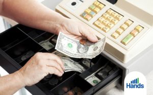 Como Manter O Caixa Da Sua Empresa No Azul So Controlando Fluxo De Caixa Post 1 (1) Blog Hands Gestão Estratégica Notícias E Artigos Contábeis - Terceirização Financeira | Hands Financeiro